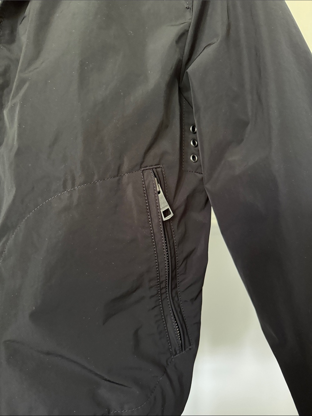 Burberry Black Bomber Jacket with Check Lining - Picture 5 of 9